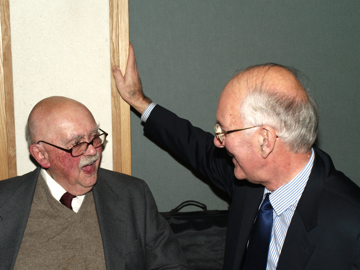 Winton Dean talking to Peter Dickinson, at the book launch of the second volume of Dean’s great work, Handel’s Operas, 1726-1741, London, 2006 (Photo Bruce Phillips)