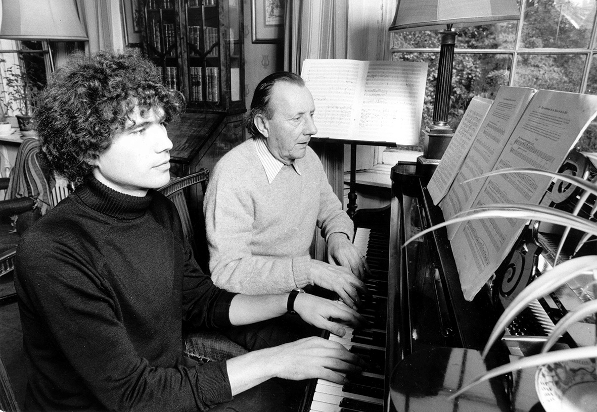 Lennox and Michael Berkeley at home in London, c. 1975.