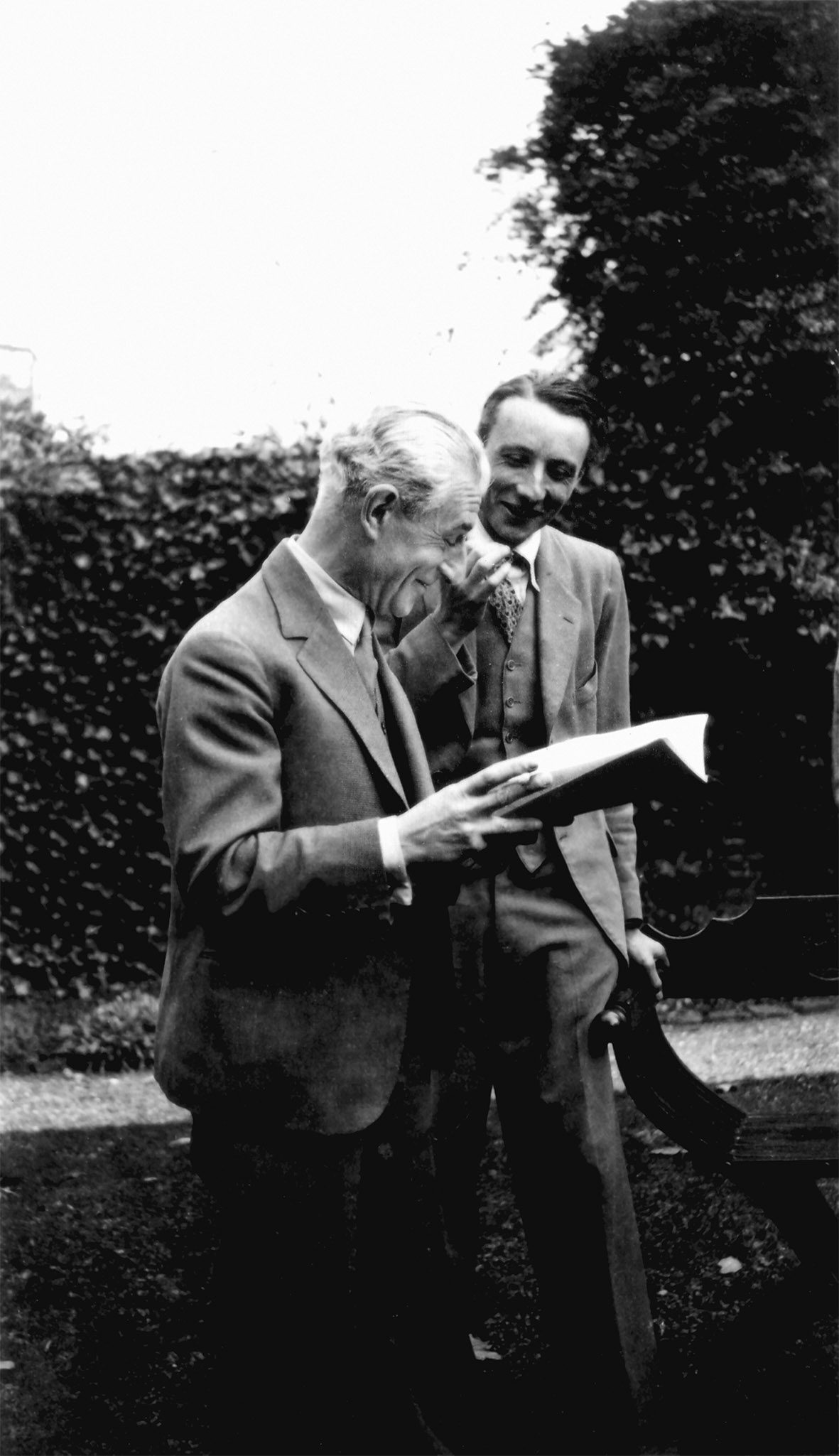 Lennox Berkeley in London in c. 1925 with Maurice Ravel, who first introduced him to Nadia Boulanger.