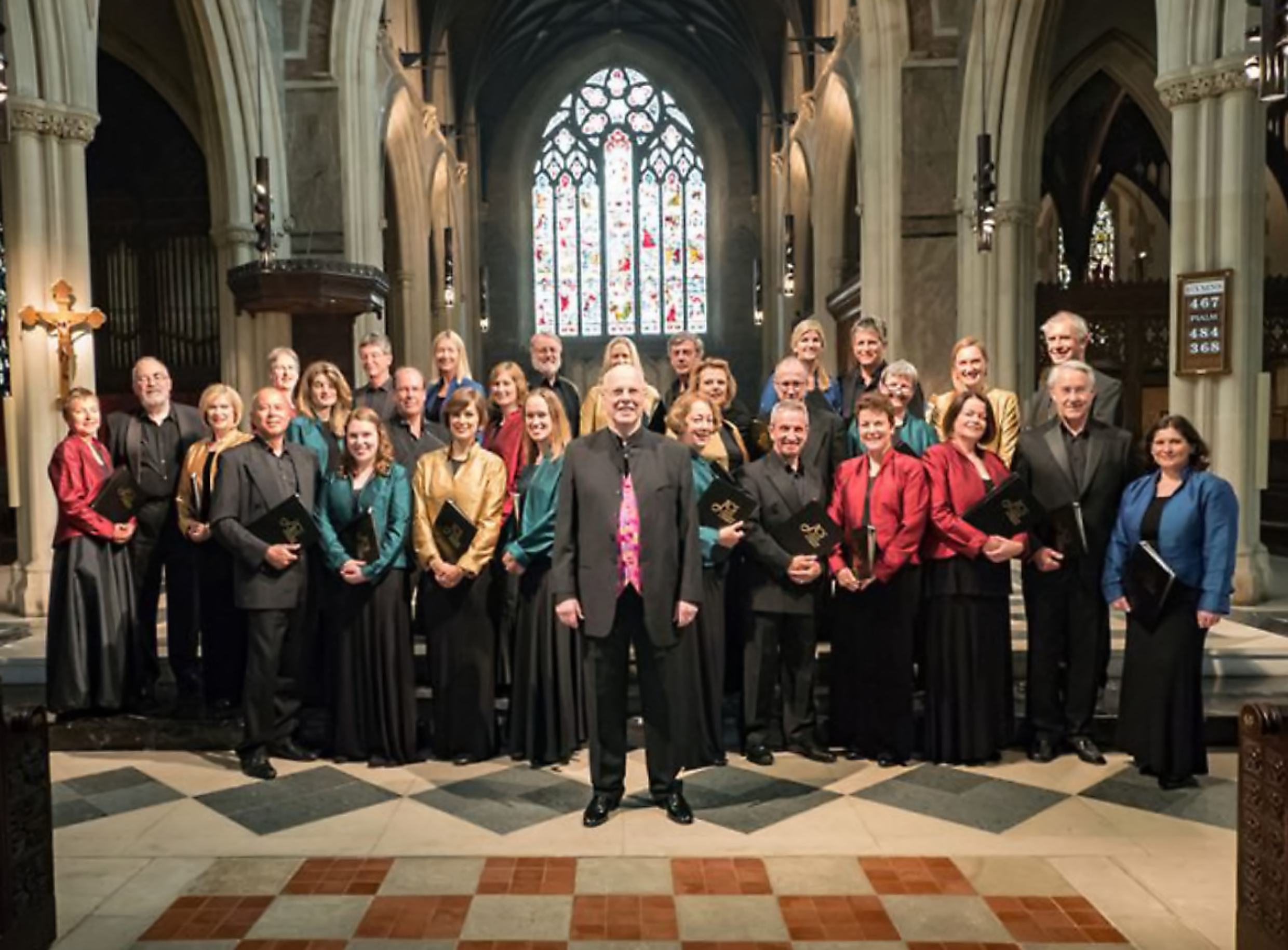 Peter Broadbent and his Joyful Company of Singers (Photo Carol Hartfree)