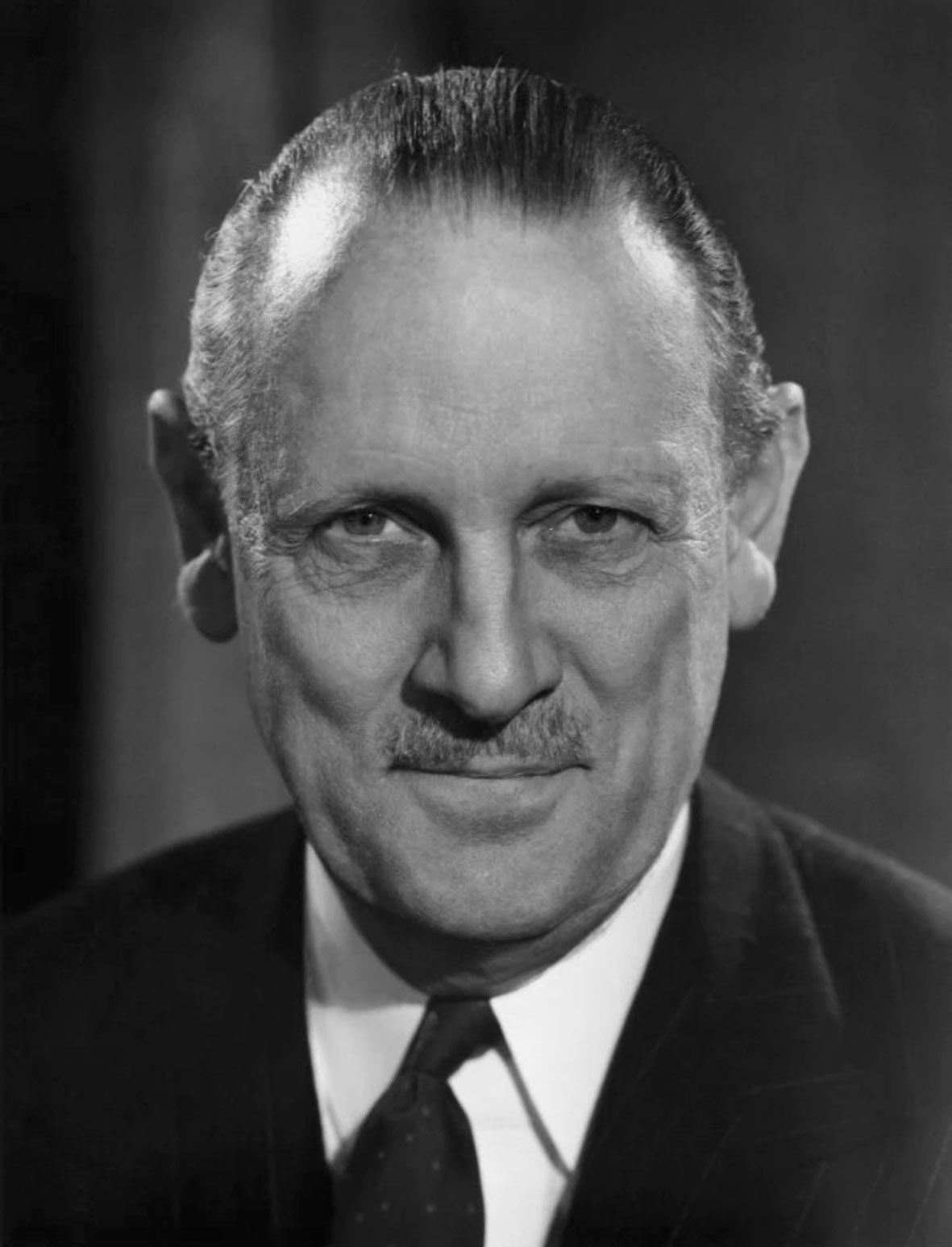Sir Ashley Clarke, 1962 (Photograph Walter Bird, National Portrait Gallery).